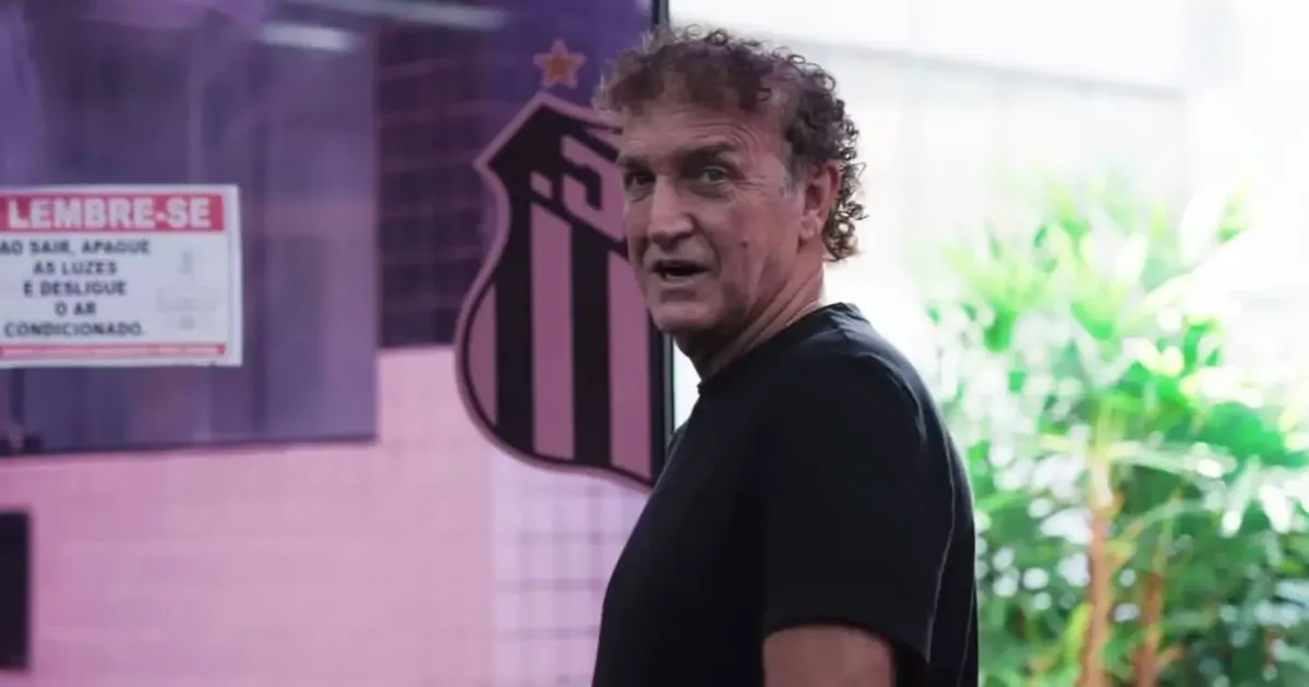 Cuca segue no Santos após pressão e prepara equipe para clássico com o São Paulo