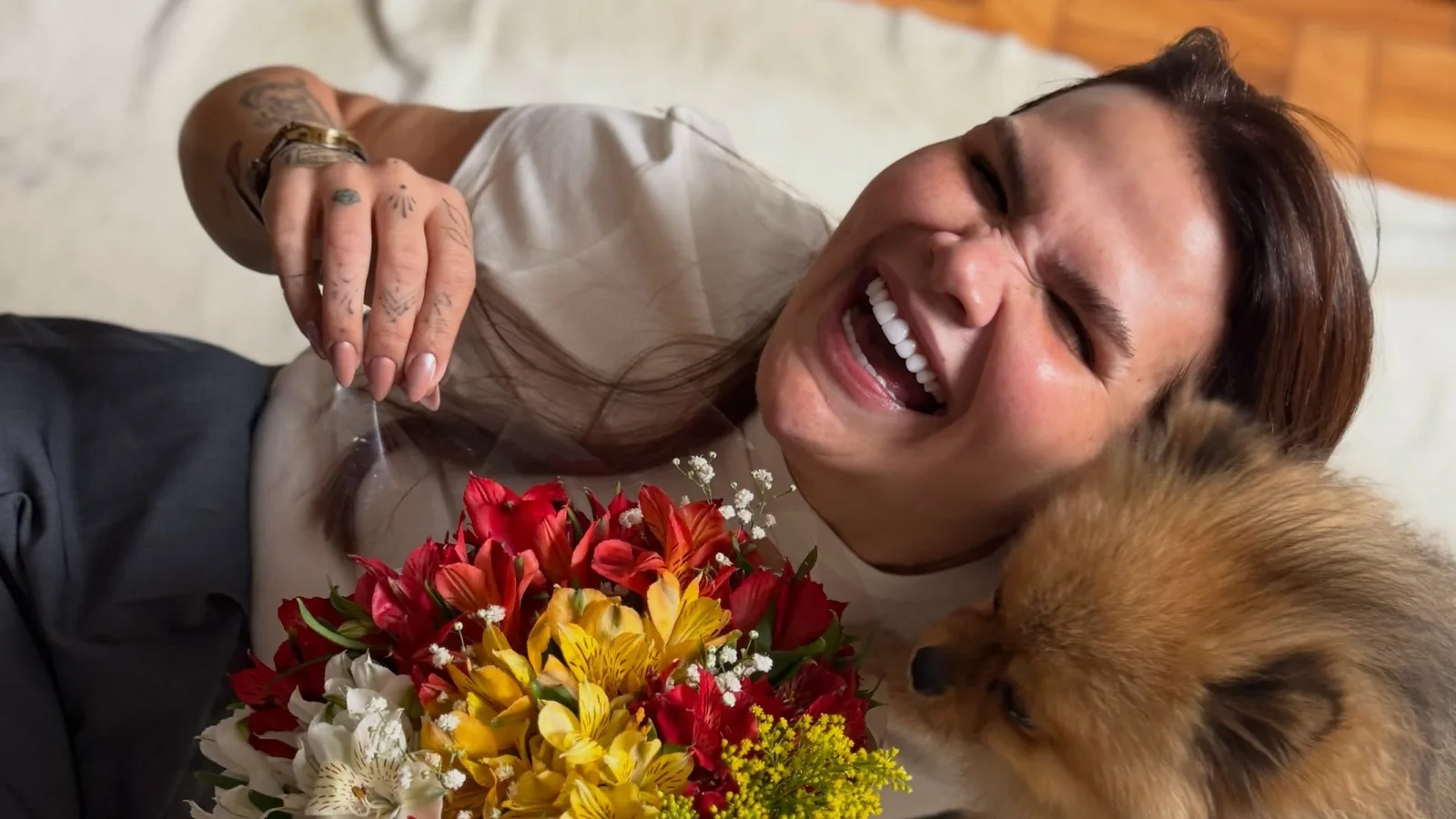 Thais Carla assume namoro após fim de casamento de 11 anos