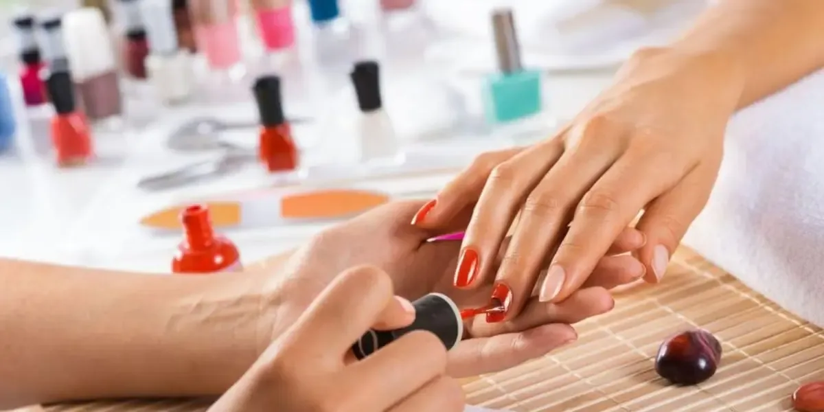 Sete esmaltes versáteis para combinar com roupas e ocasiões